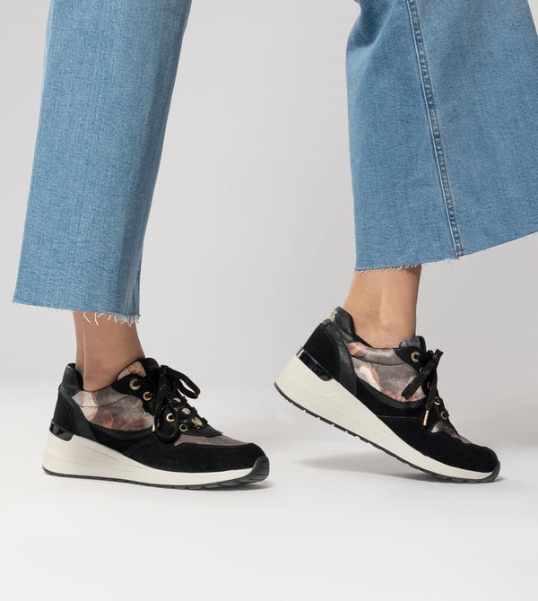 Anekke Black Padded Sports With Wedge Schuhe | 1934-AXRYW