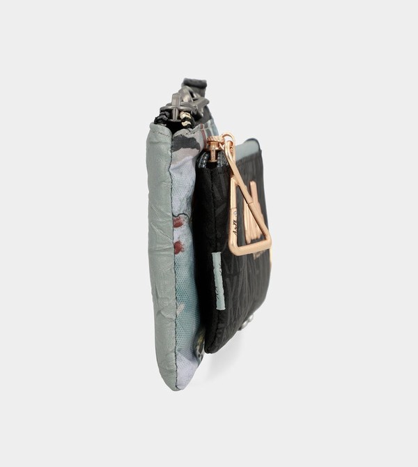 Anekke Nature Woods With Hand Strap Geldbörse | 6802-RNSTI