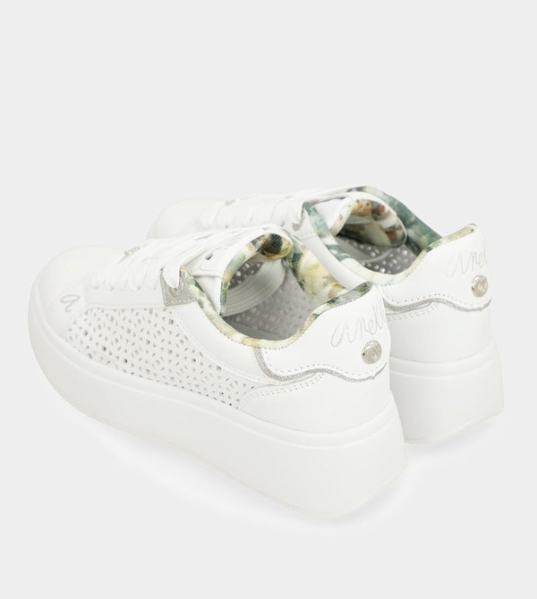 Anekke White Spotted Schuhe | 5369-BFGPO